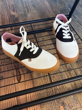 Hot Chocolate Design - women’s black saddle shoe - canvas